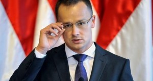 Szijjártó: törvényesen, családi összefogással vásároltam az ingatlant