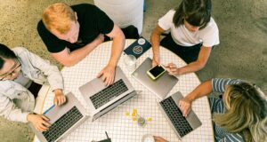 Mi alapján vásárolunk?